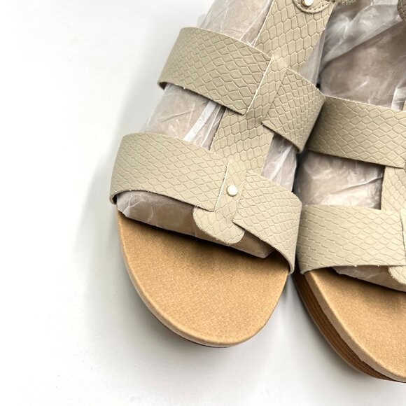 9.5W 9.5 WIDE WIDTH Dr Scholls Beige Oatmeal Snakeskin Wedges Sandals Shoes - Picture 4 of 15